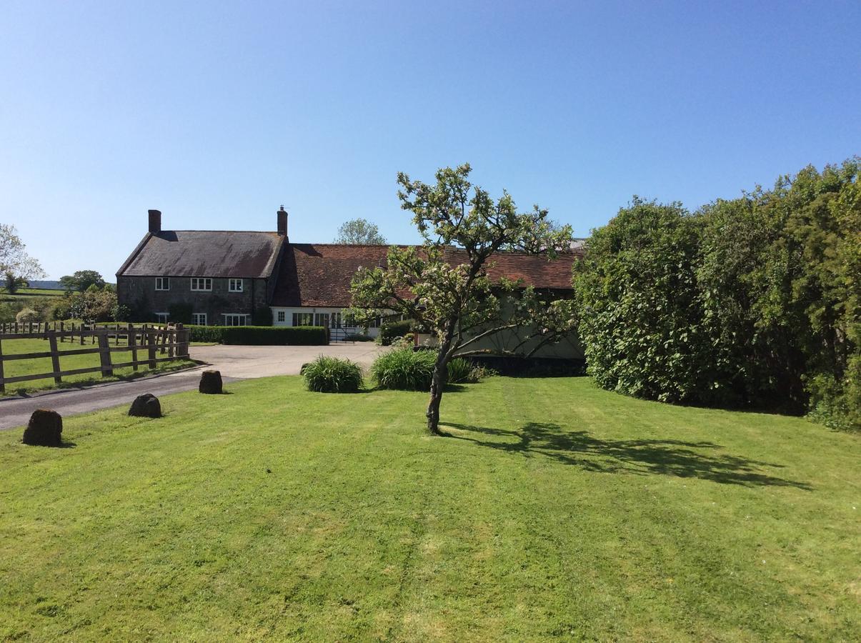 Moors Farmhouse Bed and Breakfast East Knoyle Exterior foto